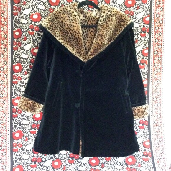 Reversible Faux Fur Leopard & Velvet Swing Coat - Picture 6 of 10